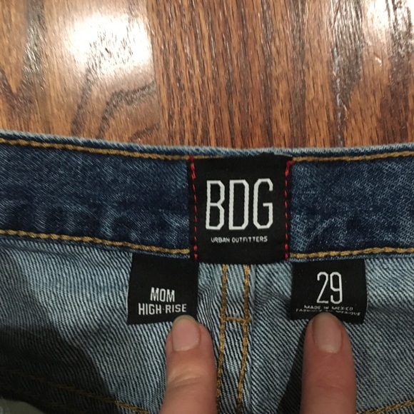 cute and comfy BDG Jean shorts - Picture 2 of 4